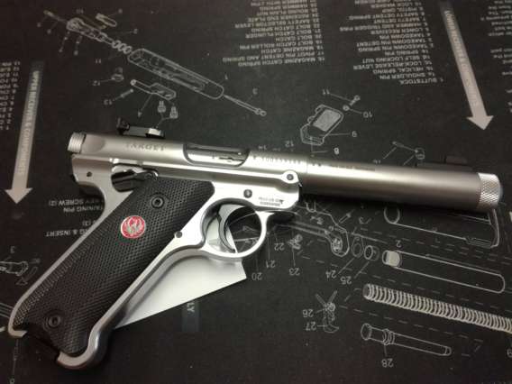 RUGER MARK IV 22 LR, 5.1/2" 10CPS INOX TARGET CANON BULL FILETE 40126 – Image 3