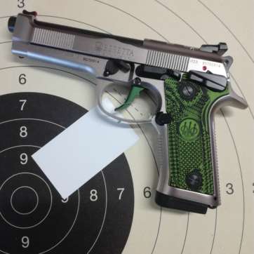 PISTOLET BERETTA 92X PERFORMANCE DEFENSIVE 9MM PARA AVEC DETENTE ET PLAQUETTES V