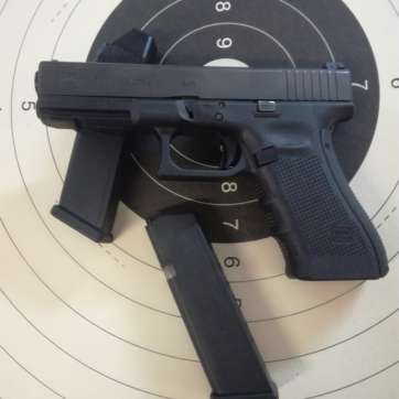 GLOCK 17 GEN 4 CALIBRE 9 X 19 (9MM LUGER)