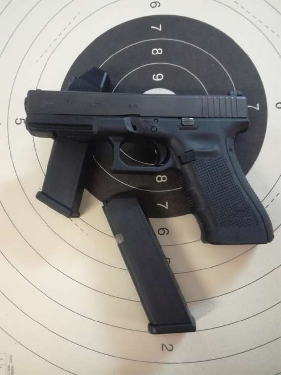 GLOCK 17 GEN 4 CALIBRE 9 X 19 (9MM LUGER)