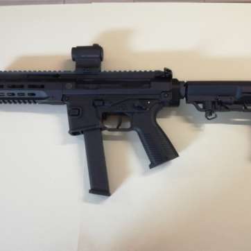 CARABINE 9MM BRUGGER et THOMET SPC9 AIMPOINT