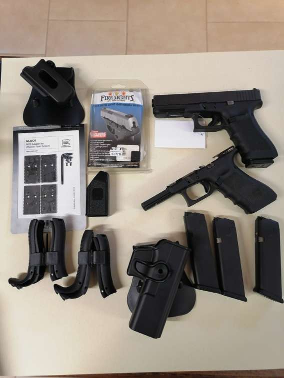 PISTOLET GLOCK 17 9 X 19 (9MM LUGER)