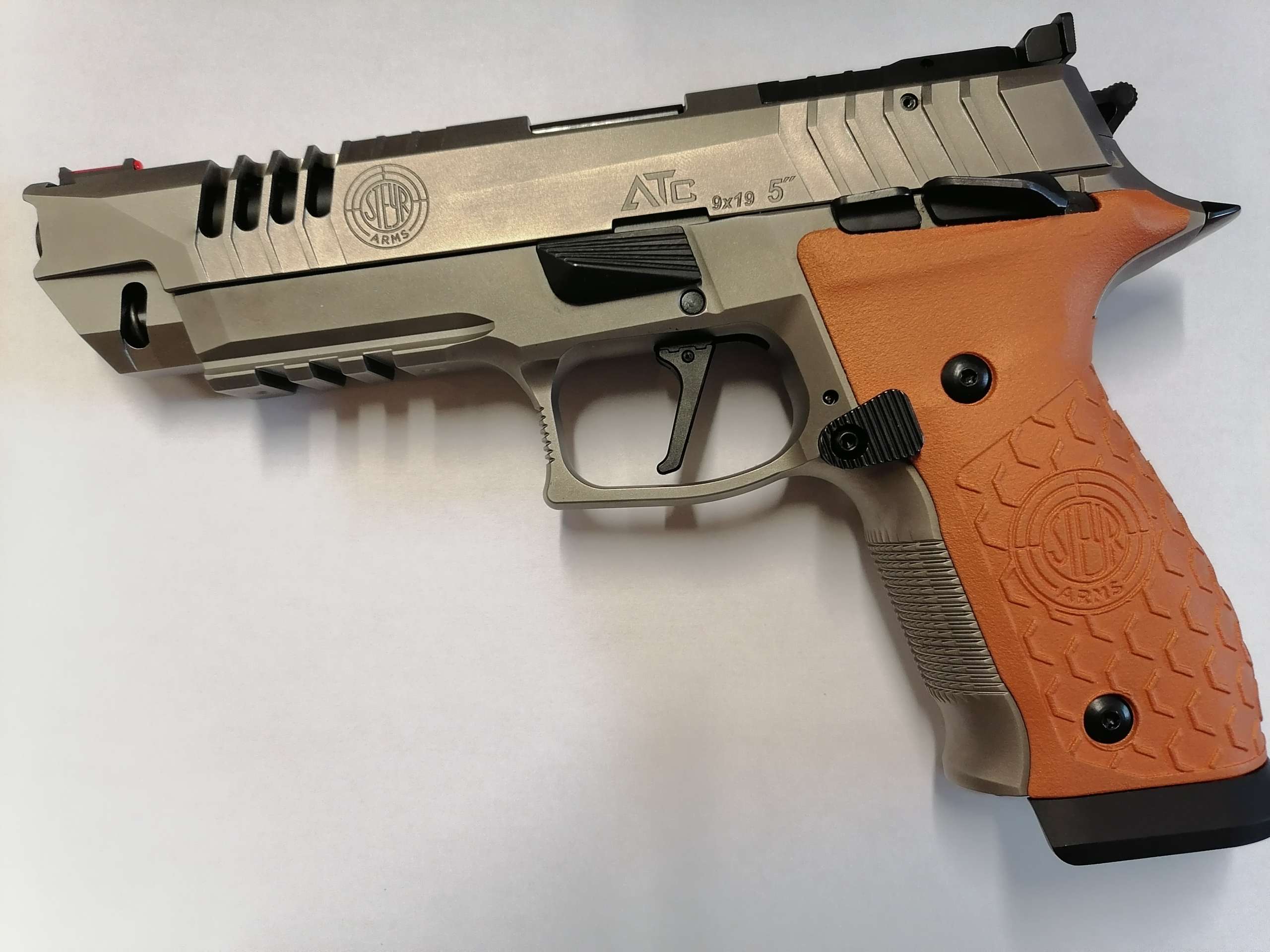 NOUVEAUTE EN PRE COMMANDE PISTOLET STEYR ATC ROCK 5" SA C/9MM – Image 5