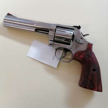REVOLVER SMITH et WESSON 686 PLUS LUXE CAL.357MAG CROSSE BOIS 7 COUPS 6"