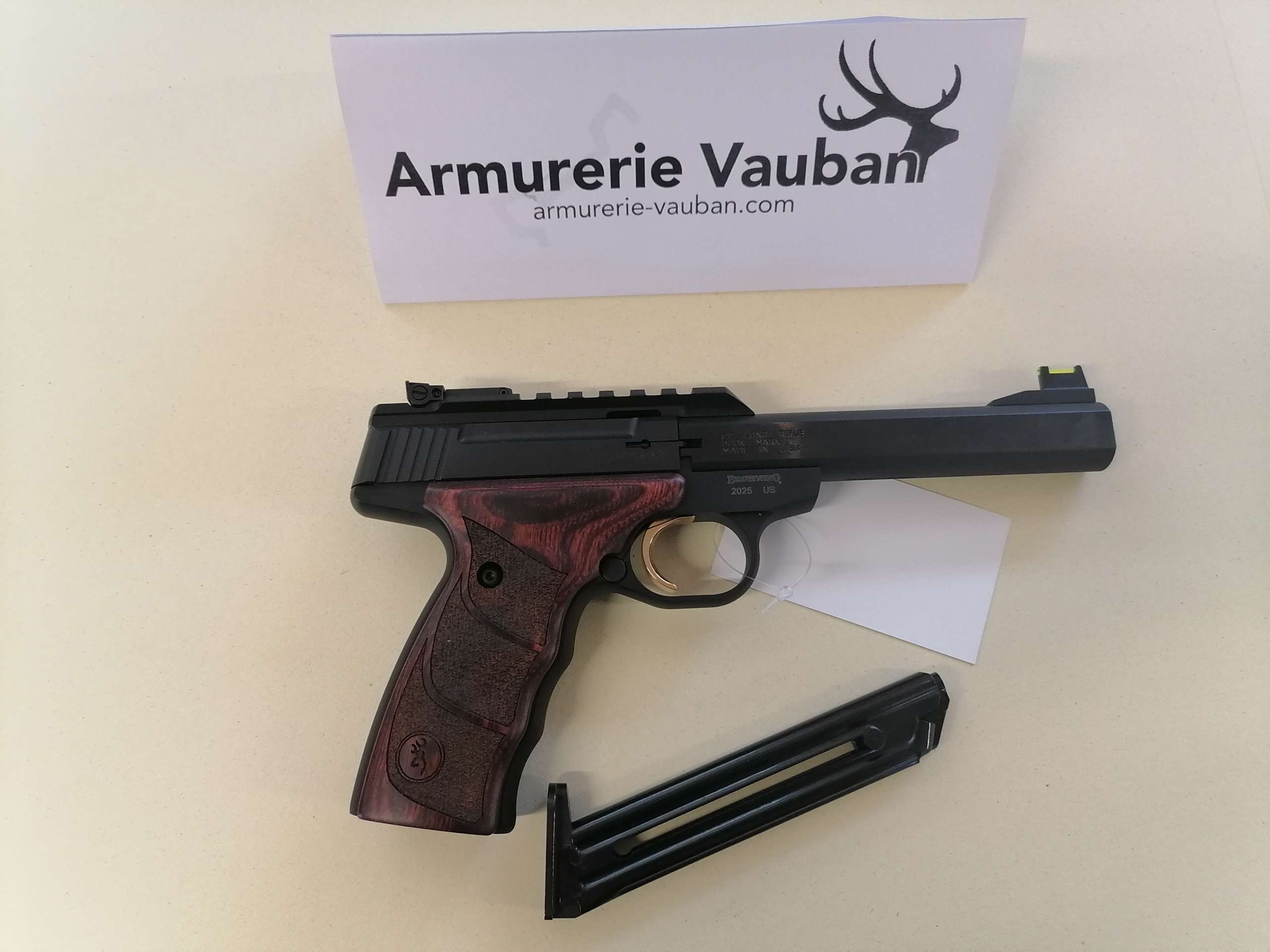 PISTOLET BROWNING BUCK MARK PLUS ROSEWOOD 22 LR