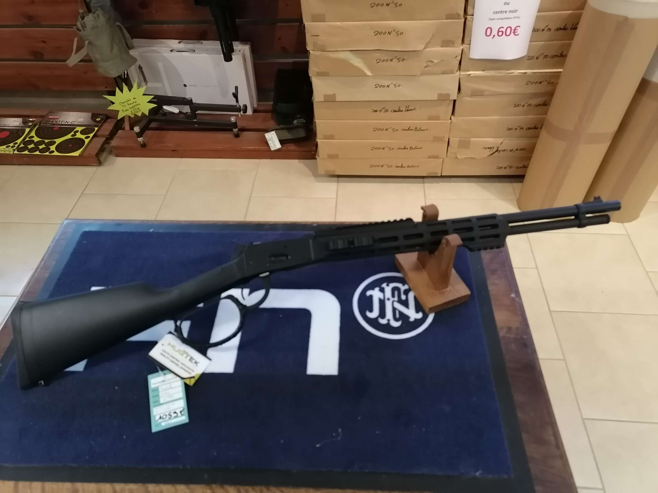 CARABINE HUGTEK LEVER ACTION CAL.44 REM MAG CANON DE 51CM 10+1 COUPS