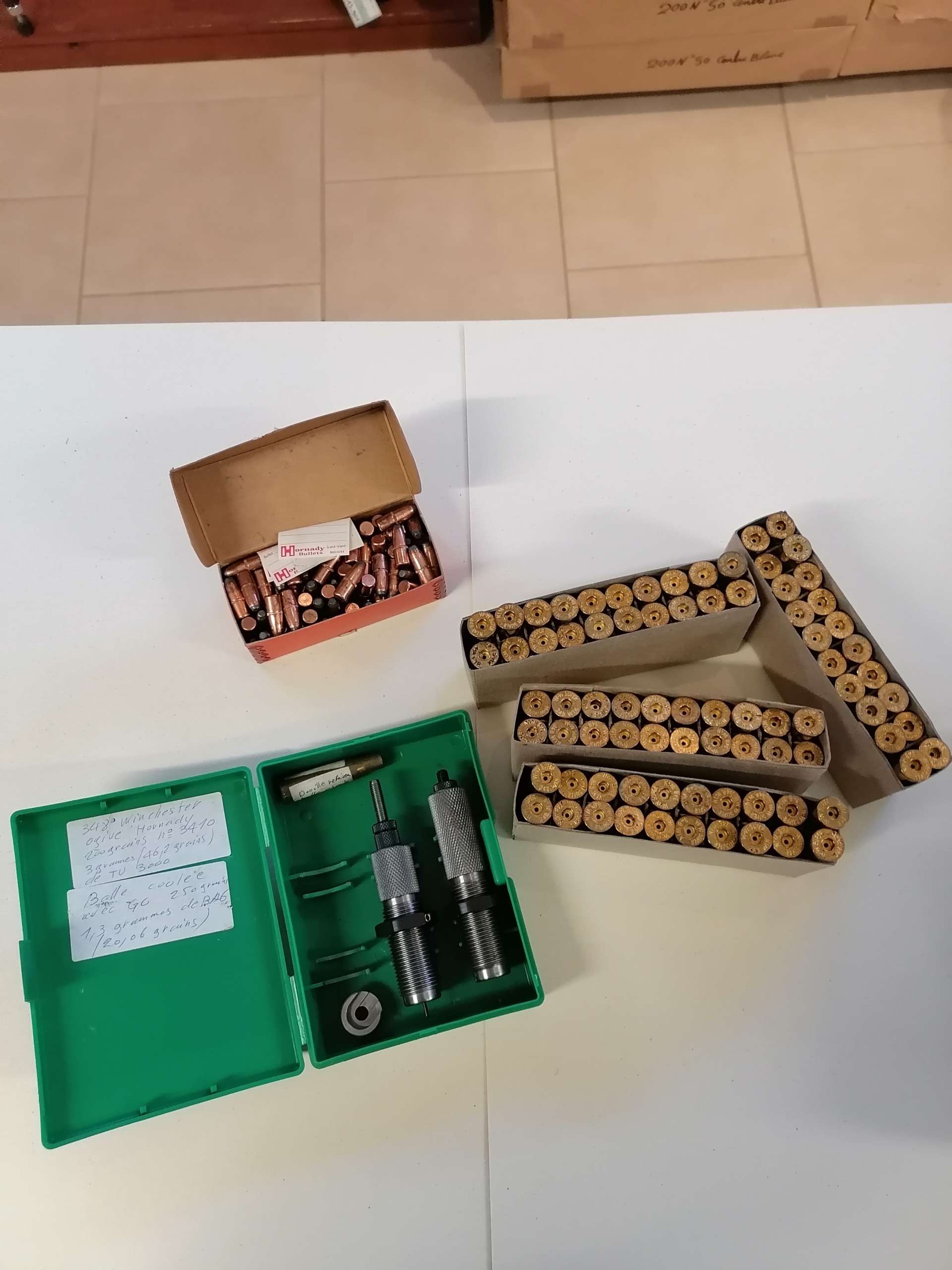 LOT ETUIS+OGIVES+JEU OUTILS RCBS EN 348WIN